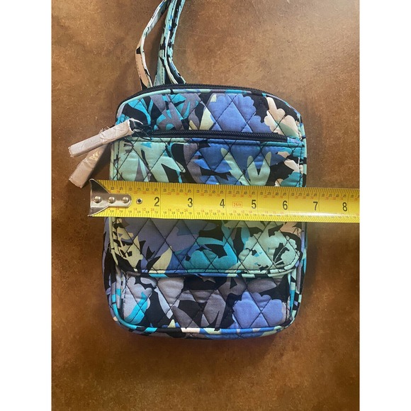 Vera Bradley RFID Mini Hipster Crossbody Purse Multi Color NWT. - Picture 7 of 9